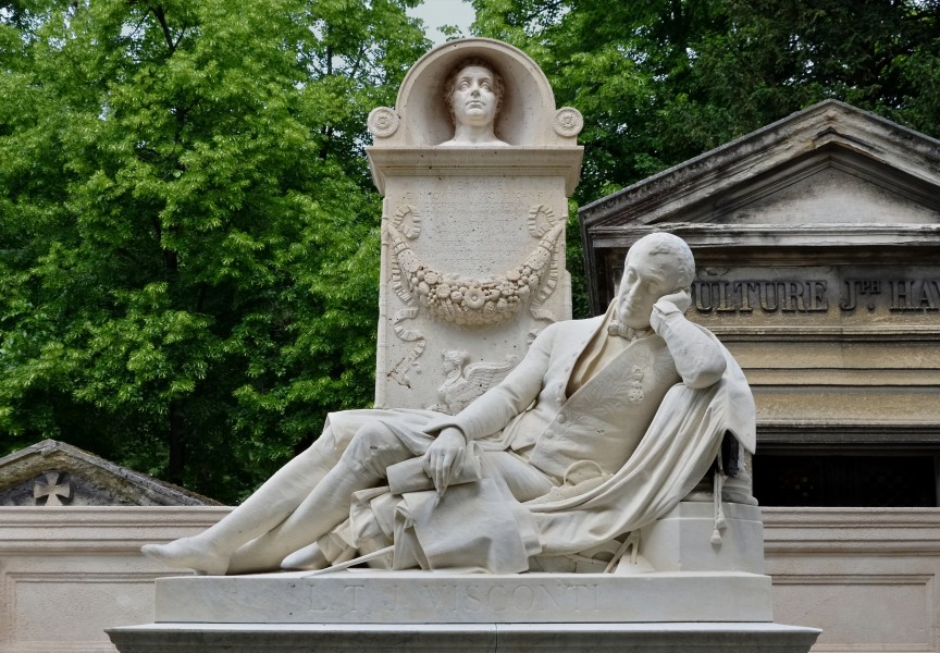 Paris Tombe L. Visconti détails 2013