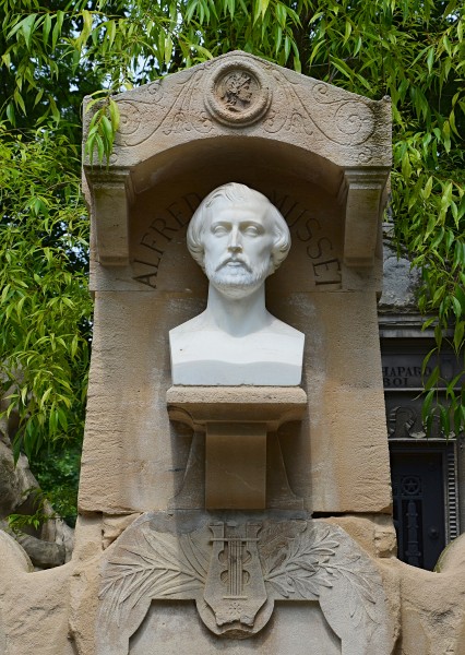 Paris Tombe Musset buste 2013