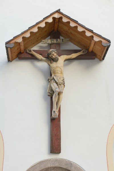 Parish church of St. Petel Lajen crucifix on chapel