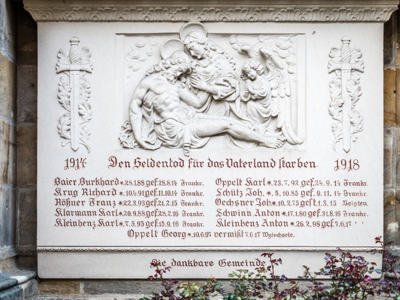 Pfarrweisach-Kriegerdenkmal-090190