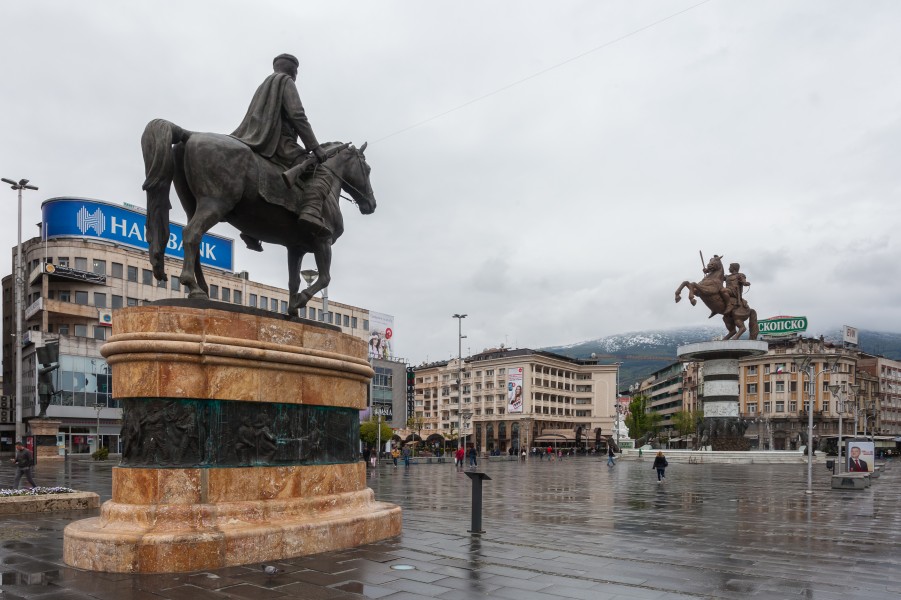 Plaza de Macedonia, Skopie, Macedonia, 2014-04-16, DD 29