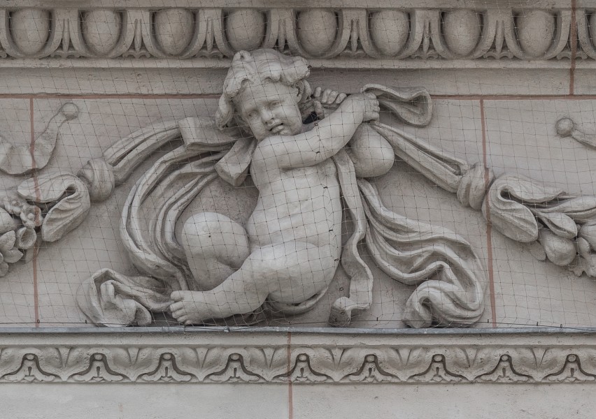 Putto 5 at the NHM Vienna, Medium Avant-corps Bellariastraße-3683
