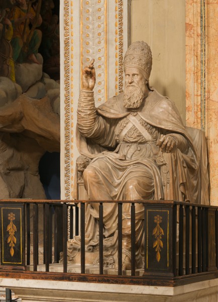 Santa Maria in ara Coeli statue Paul III, Capitole, Rome, Italy