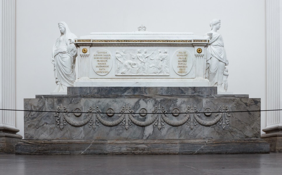 Sarcophagus of Louise of Great Britain, Roskilde Cathedral, Denmark, 2015-03-31-4813