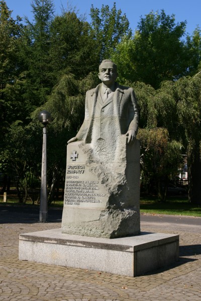 Siemianowice Śląskie - Pomnik Wojciecha Korfantego 01
