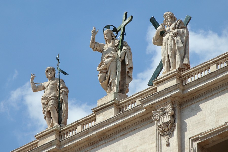 St Peters Basilica Statues amk