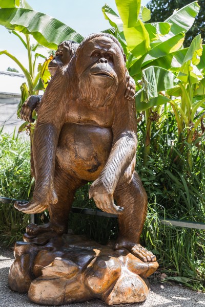 Statue de singe - 20150731 13h08 (10553)