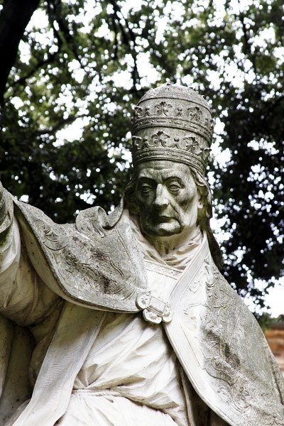 Statue of Clemens XII - Cloister - Museo Nazionale di Ravenna - Ravenna 2016 (2)