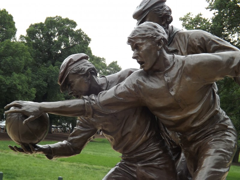 Statue of first recorded footy game MCG 01