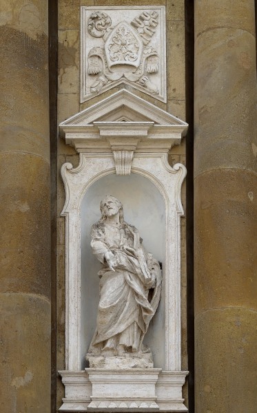 Statue of Philip the Apostle on church of San Pietro Apostolo (Frascati)