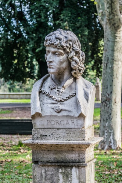 Statue of Stefano Porcari
