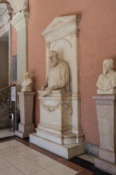 Theodor Billroth (1865-1935), Surgeon, Nr. 130, bust (marble) in the Arkadenhof of the University of Vienna-3324