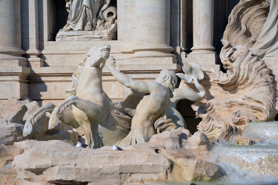 Trevi fountain - details 1
