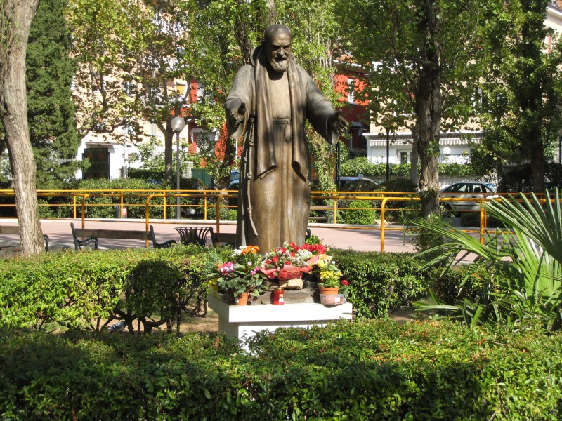 Trieste Piazzale Rosmini 002