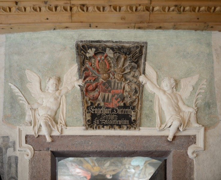 Trostburg Wappen Eingang Antoniuskapelle