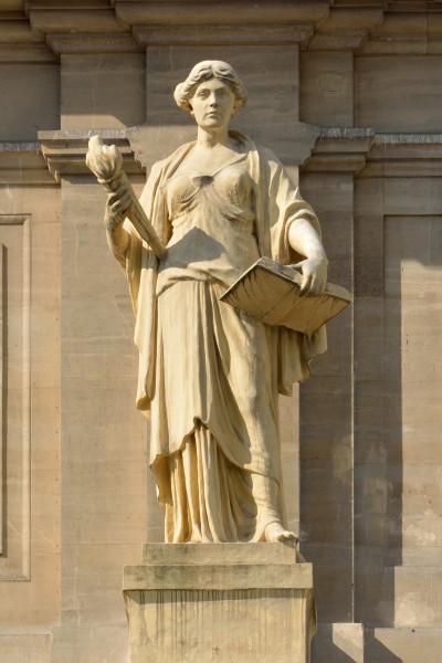 TU Wien Stiege 2 Statue 1 DSC 7809w