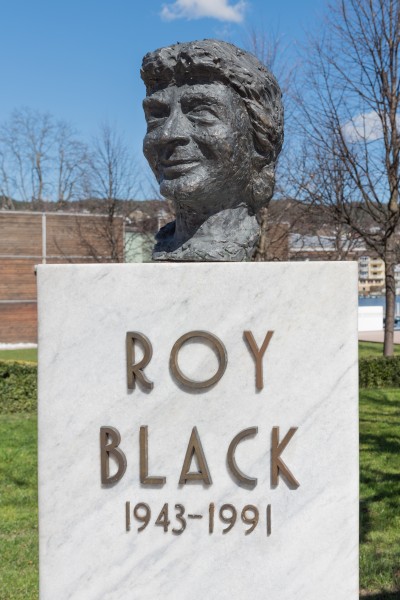 Velden am Woerther See Seecorso Roy Black-Bueste 03042015 1435