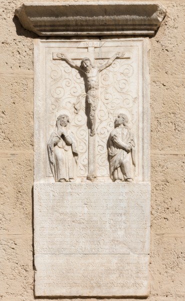 Villach Pfarrkirche hl Jakob S-Wand Epitaph mit Kreuzigungsgruppe 07092015 7169