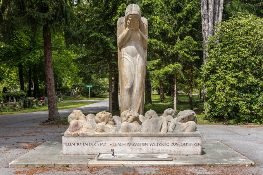 Villach Sankt Martin Waldfriedhof Kriegerdenkmal von Josef Dobner 10052017 8402