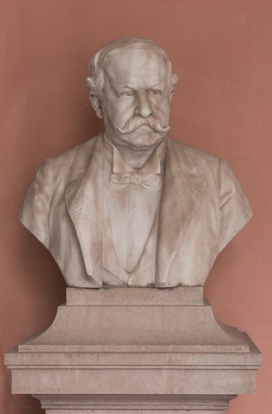 Wilhelm Emil Wahlberg (Nr. 9) - Bust in the Arkadenhof, University of Vienna - 0230