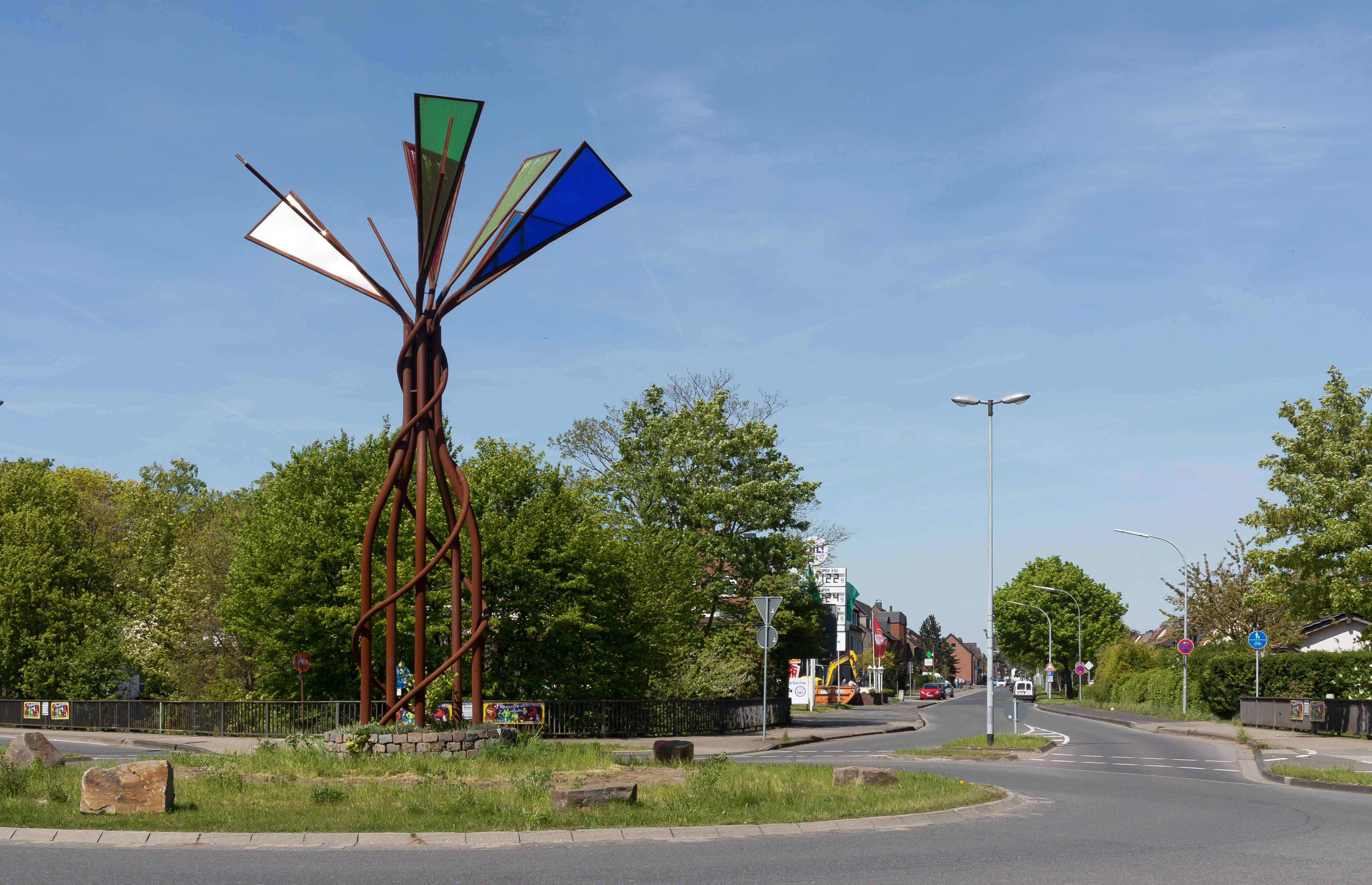 Rheinberg, sculptuur op verkeersplein foto6 2016-05-05 12.29