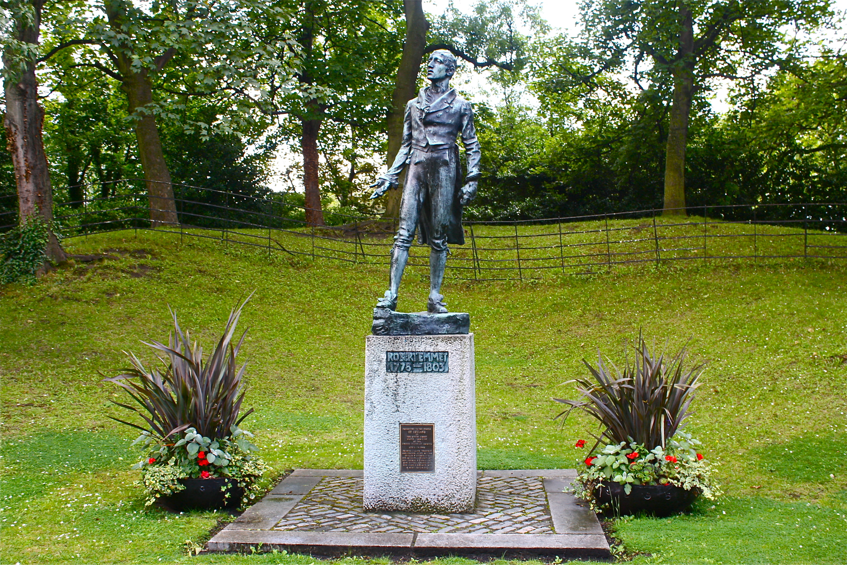 Robert Emmet at St Stephen's Green, Dublin. - panoramio