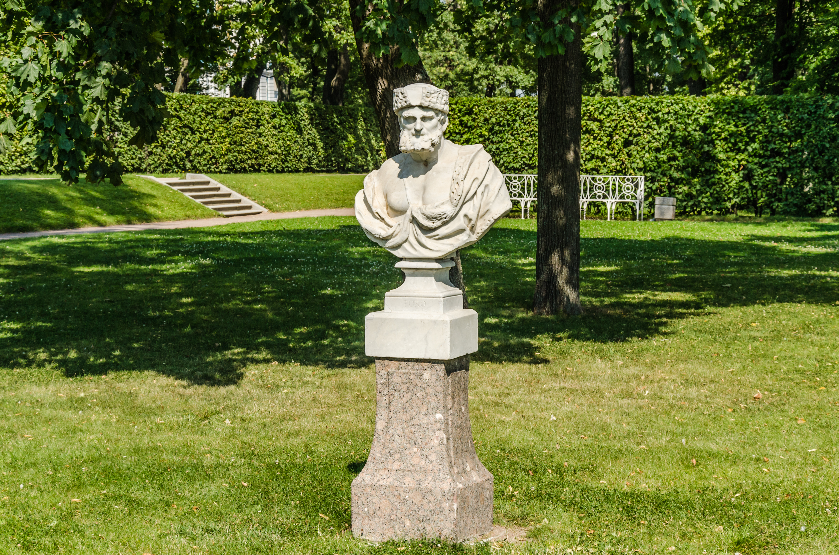 Sculpture Porus in Tsarskoe Selo