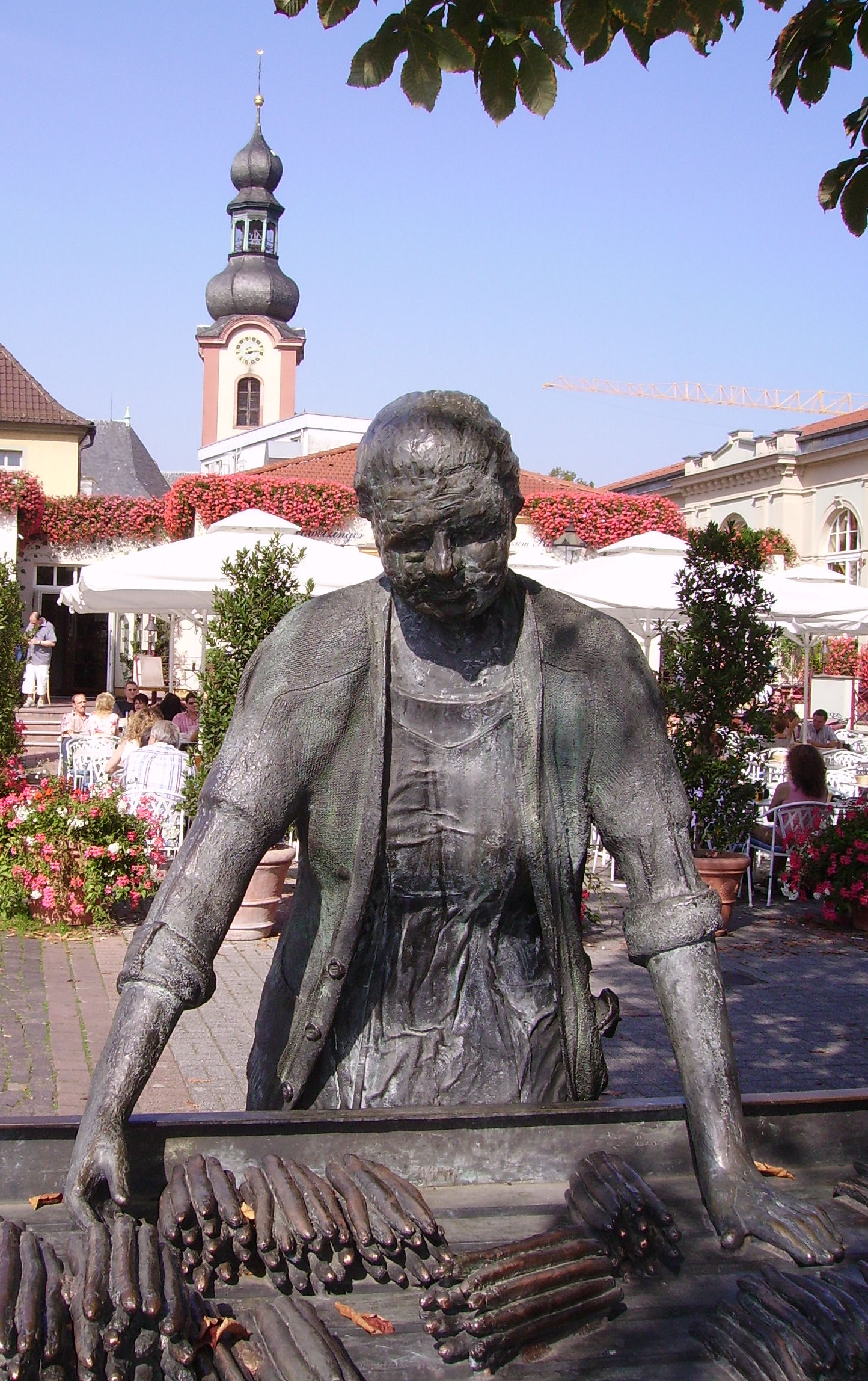 Spargeldenkmal Schwetzingen 02