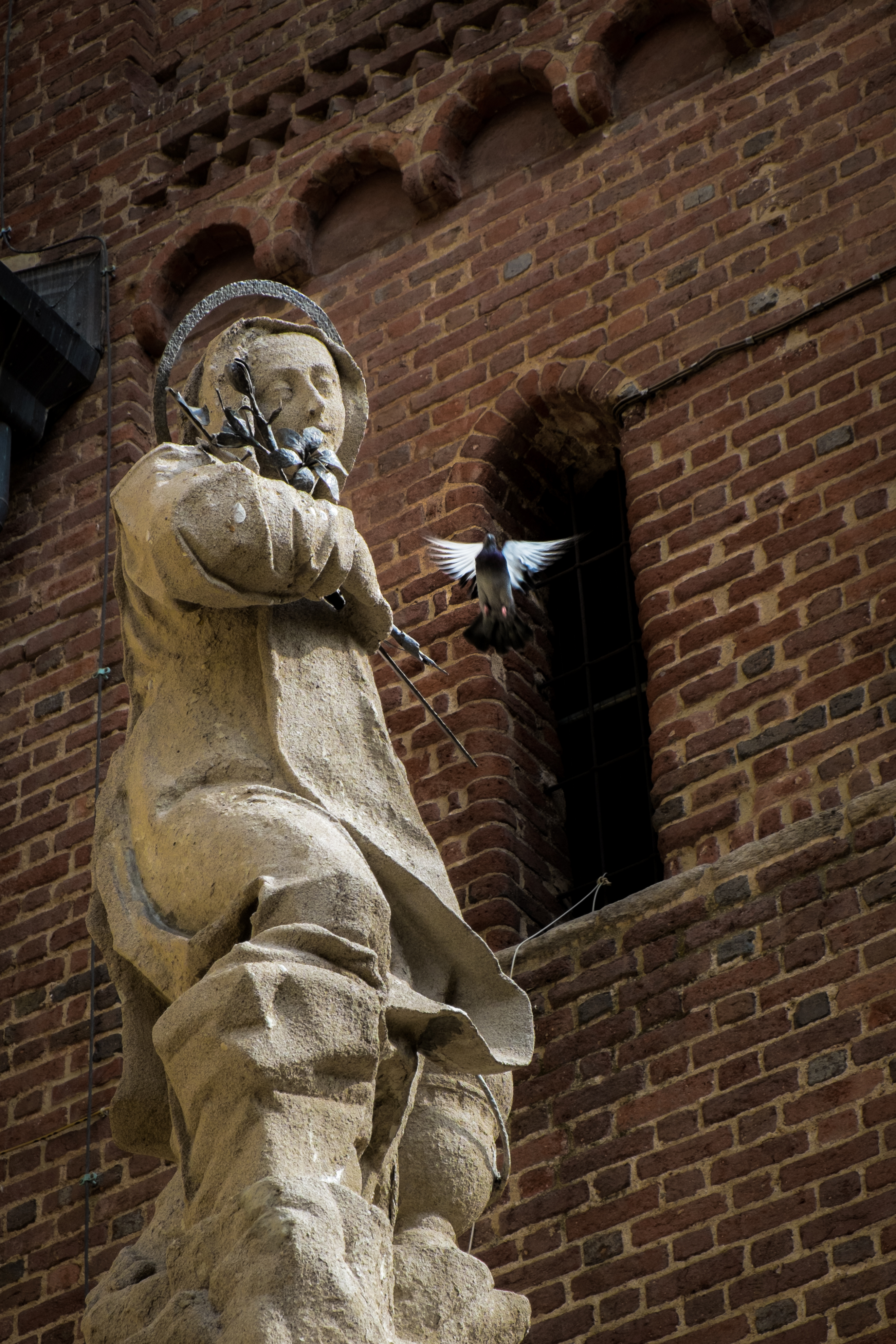 Statua della beata Giuliana Puricelli