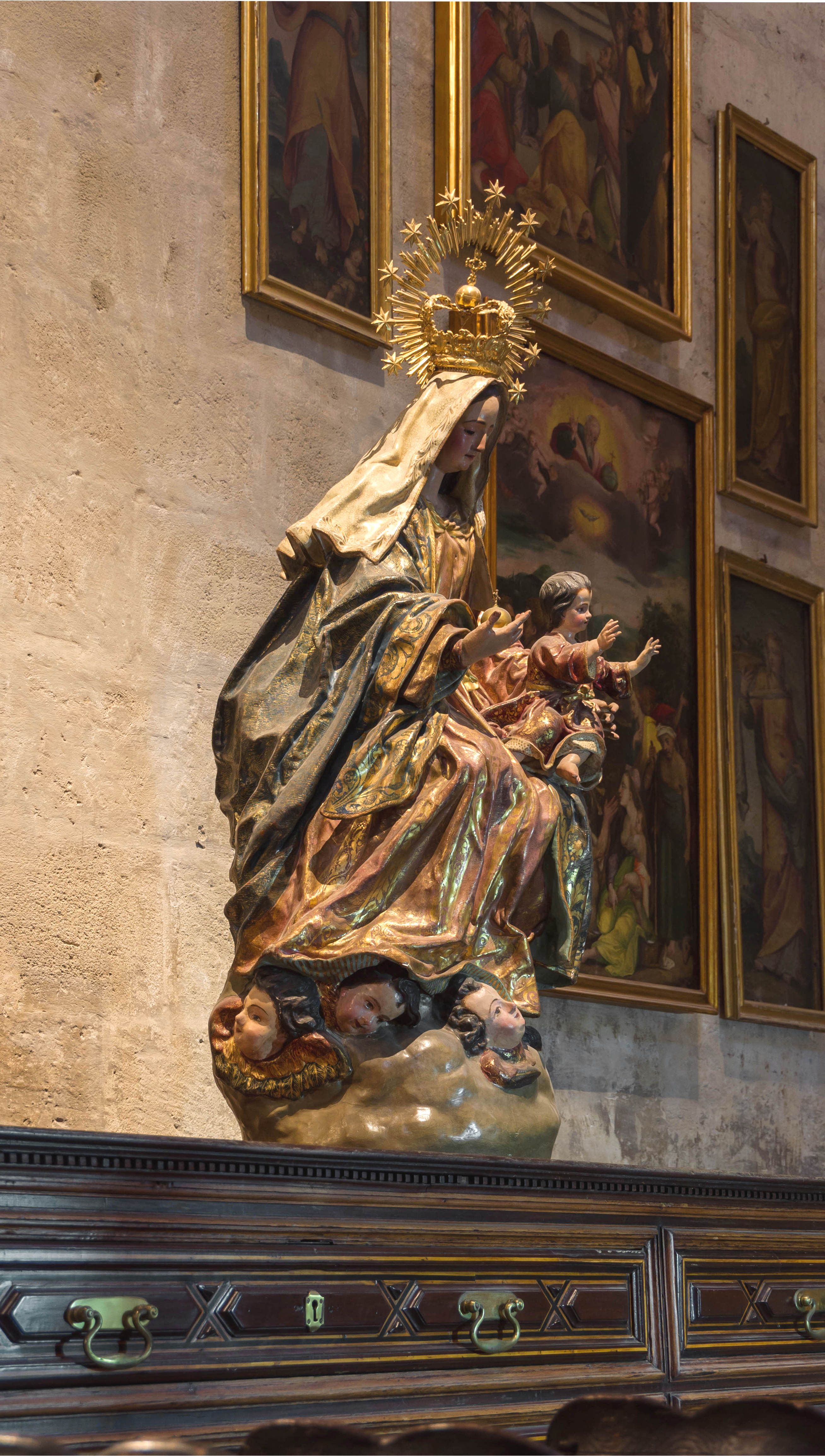 Statue madonna child 17th-century Cathedral Seville Spain