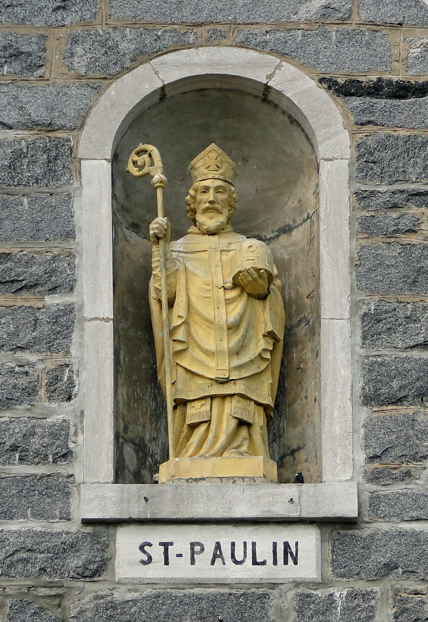 Statue of Saint-Paulin