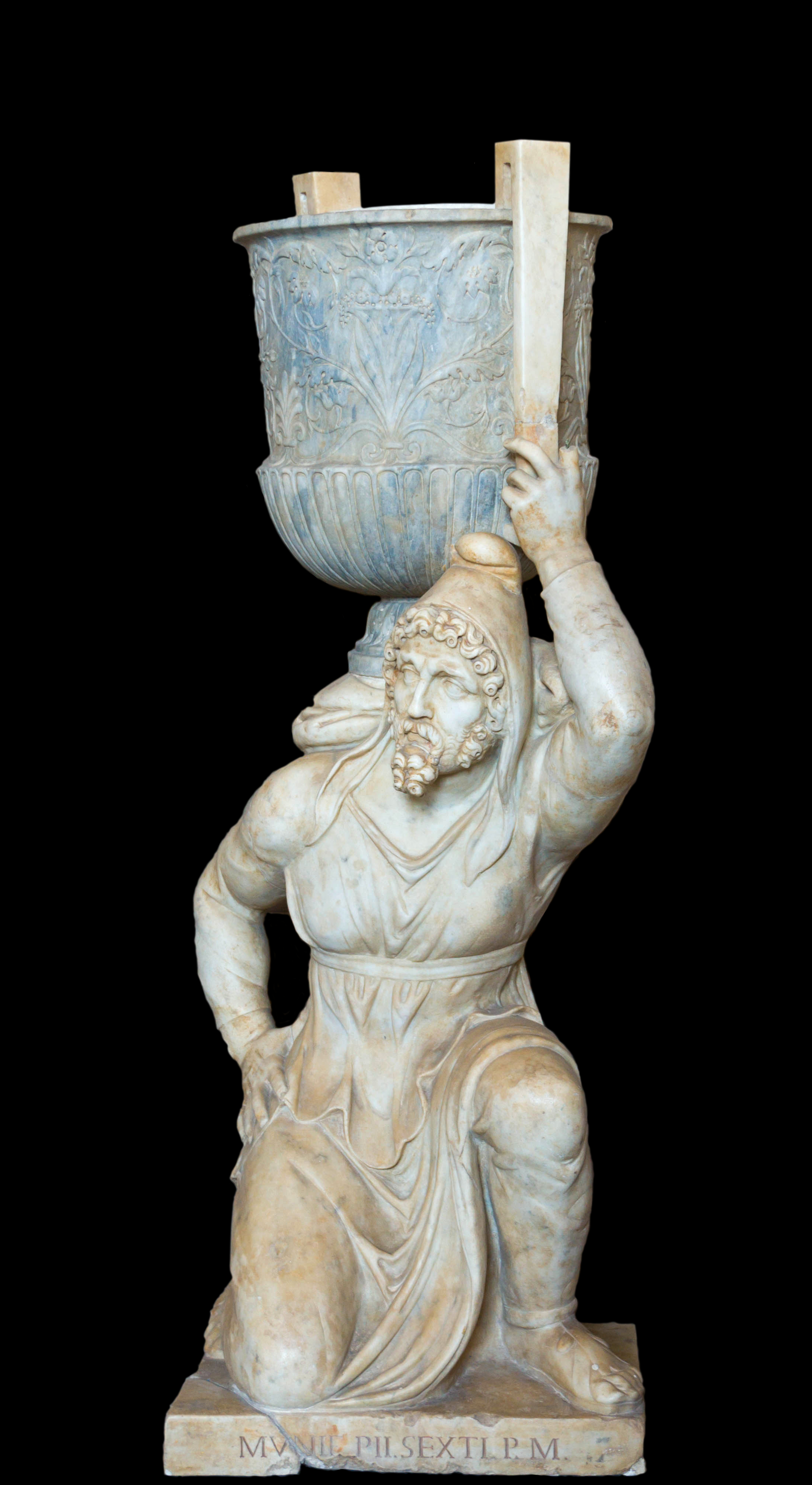Statue Persan au vase, par Franzoni, 1791, inv. 2494, Vatican 13
