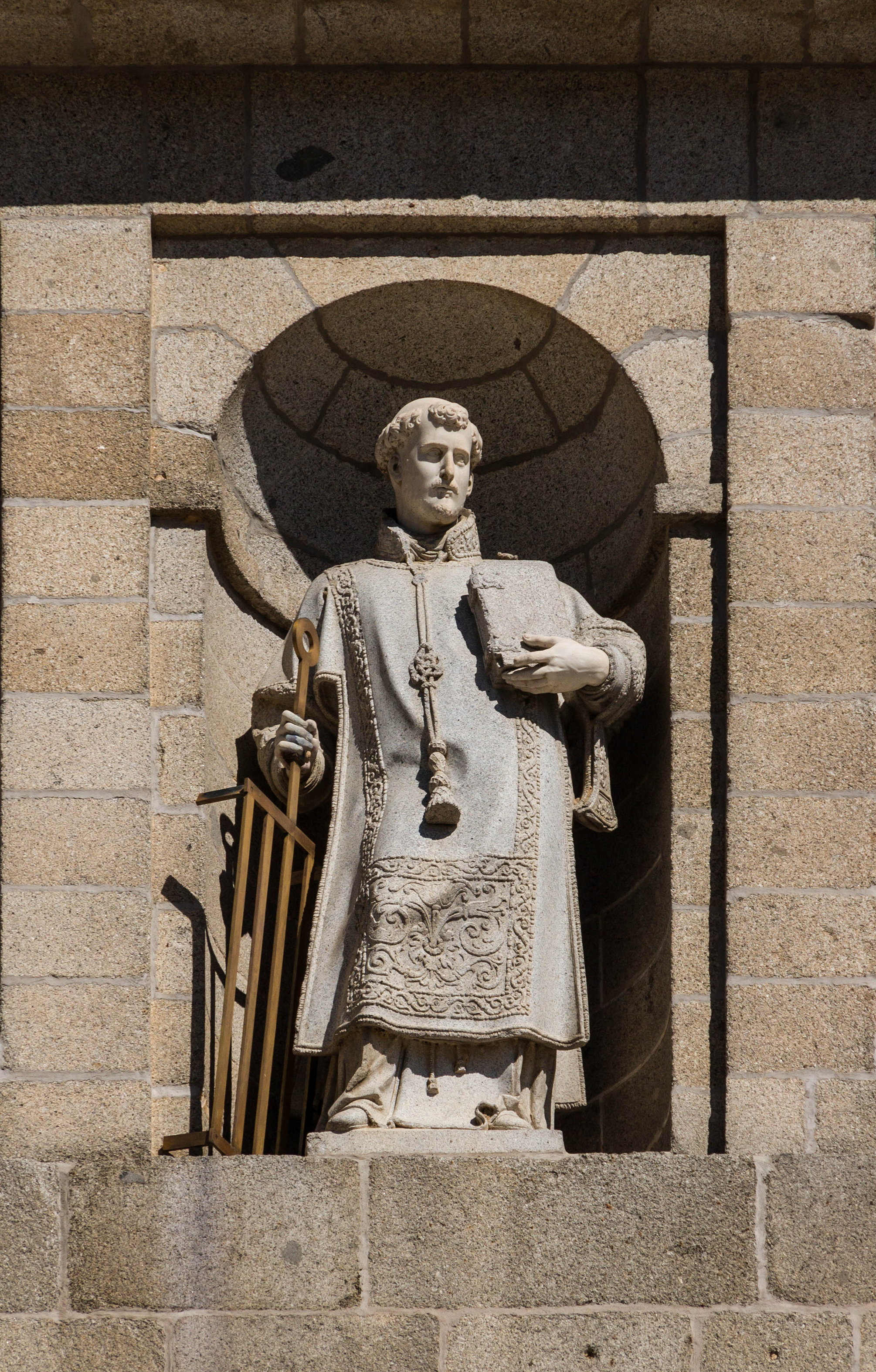 Statue San Lorenzo del Escorial Spain