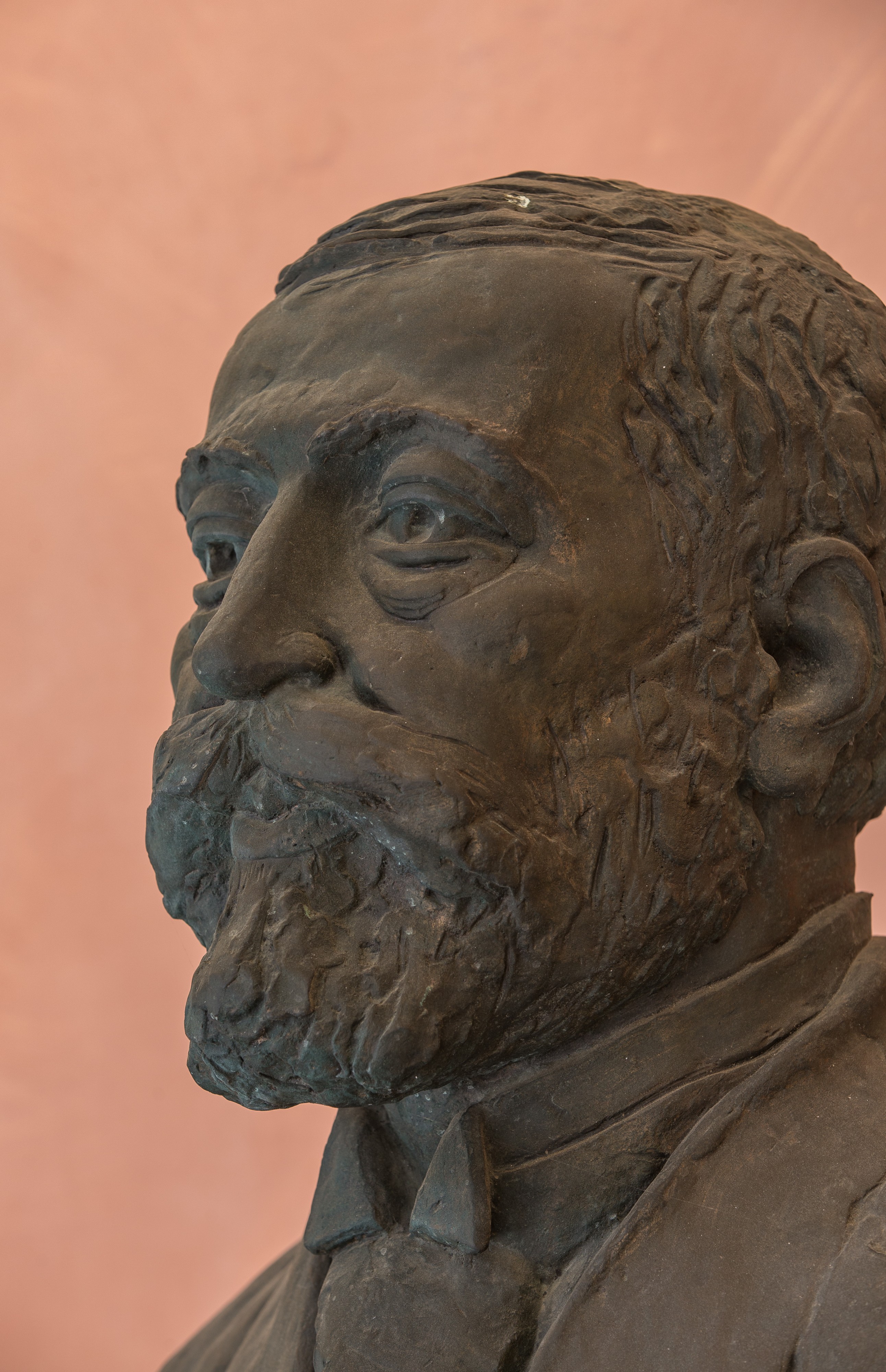 Adam Politzer (1835-1920), physician, Nr. 135, bust (bronze) in the Arkadenhof of the University of Vienna-3629-2
