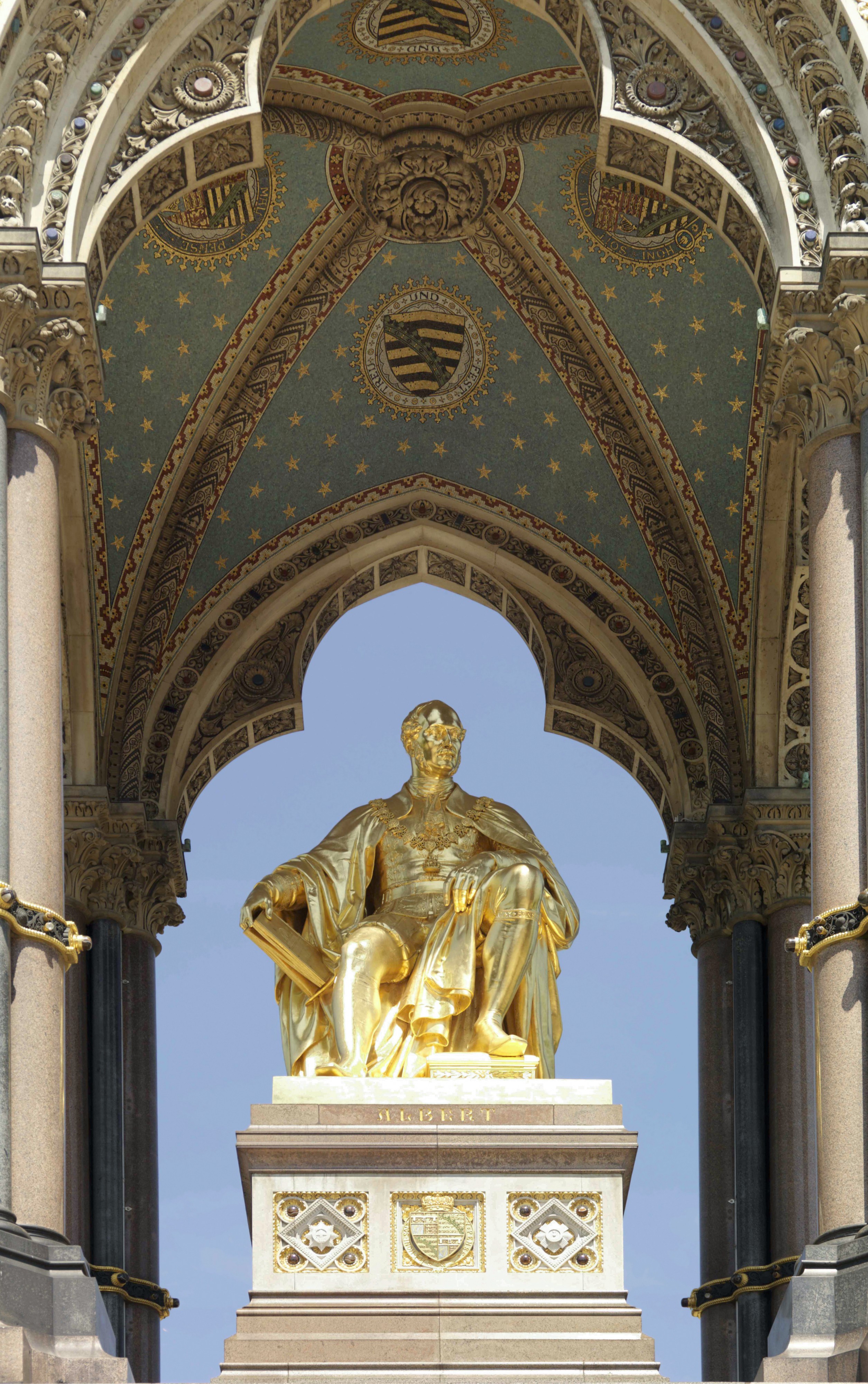Albert Memorial, Detail (London, 2006)