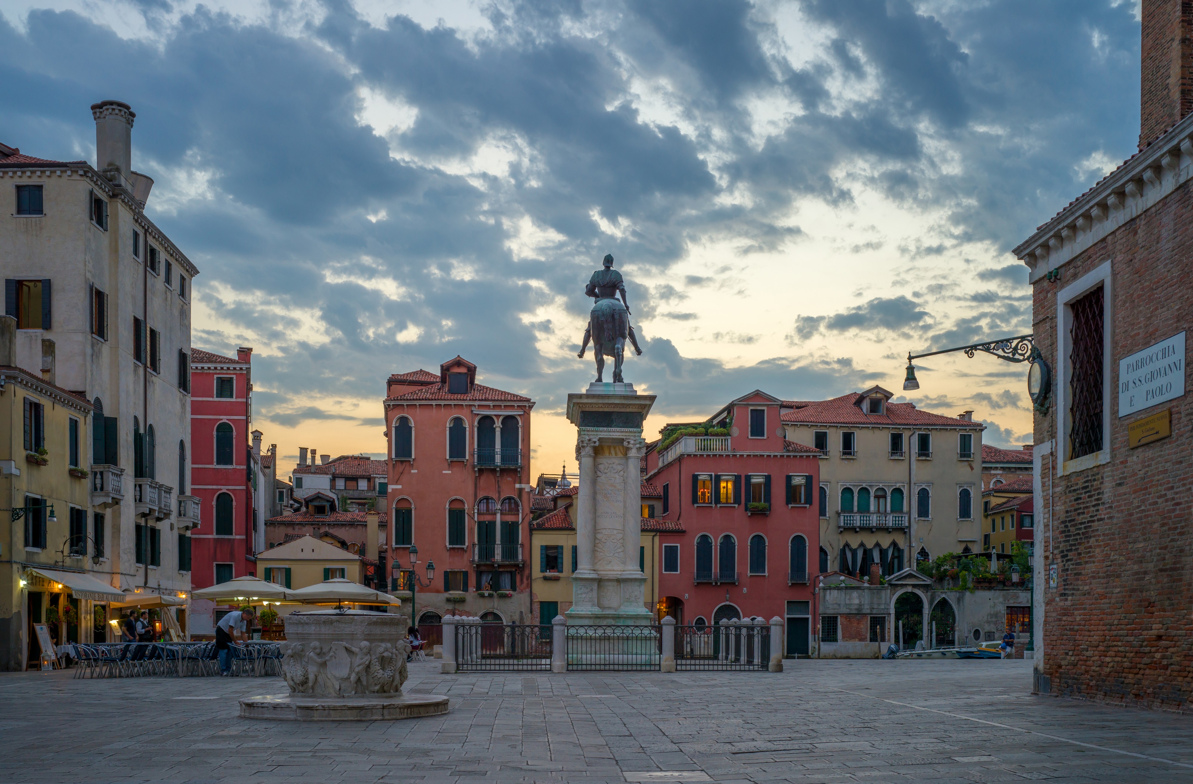 Campo Santi Giovanni e Paolo Venezia tramonto