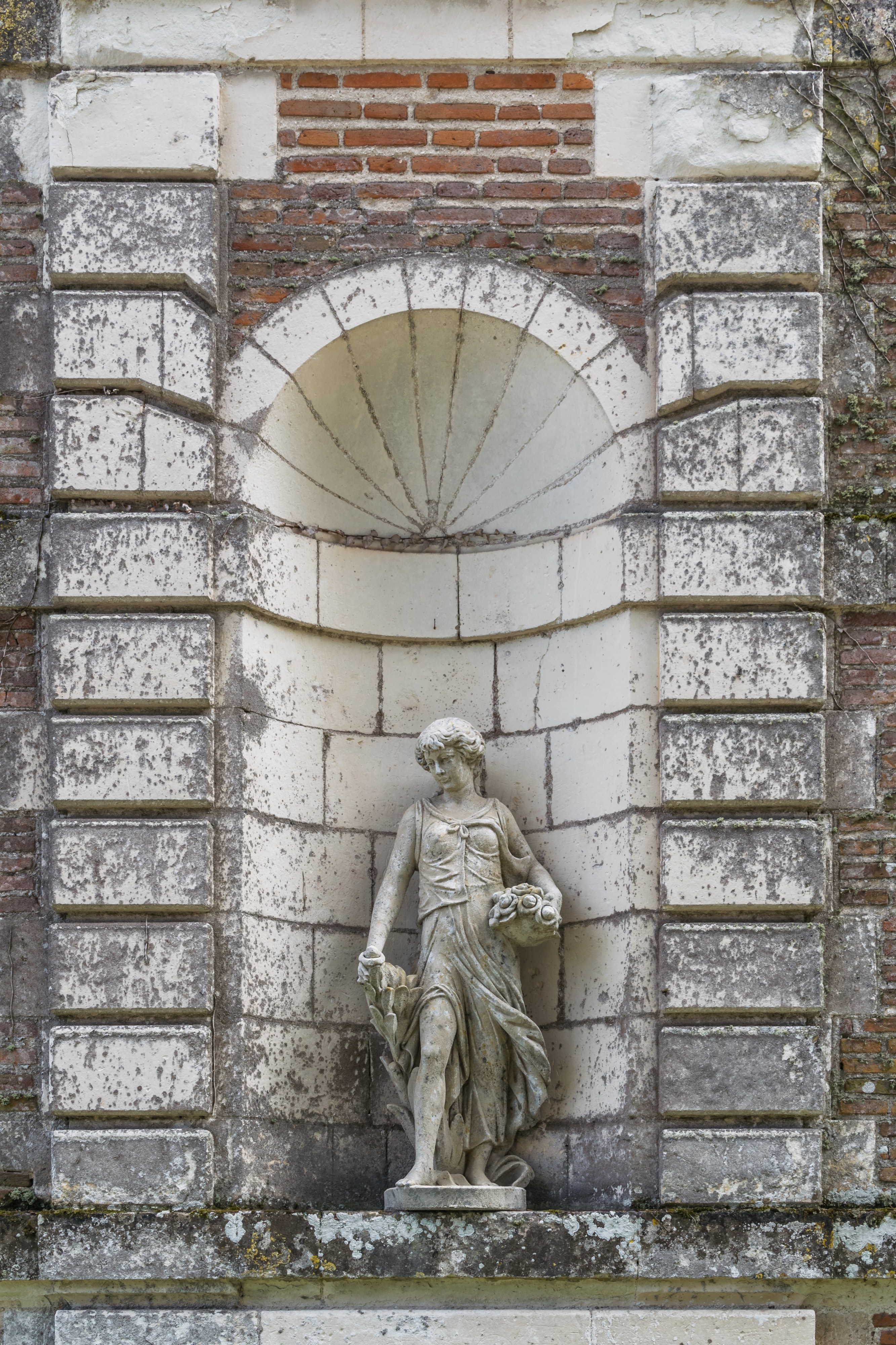 Castle of Selles-sur-Cher 05