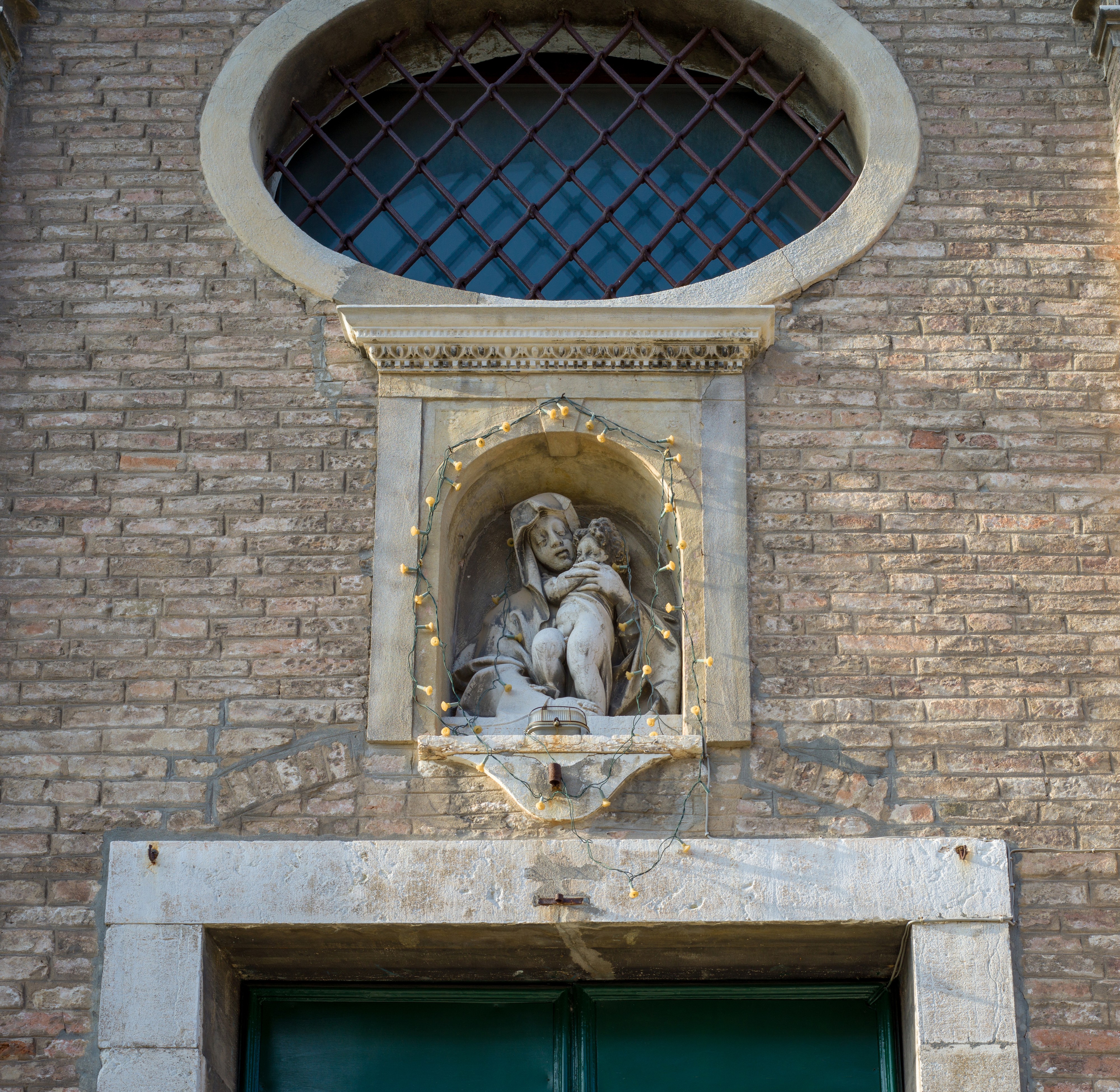 Chiesa delle Capuccine dettaglio facciata Cannaregio Venezia