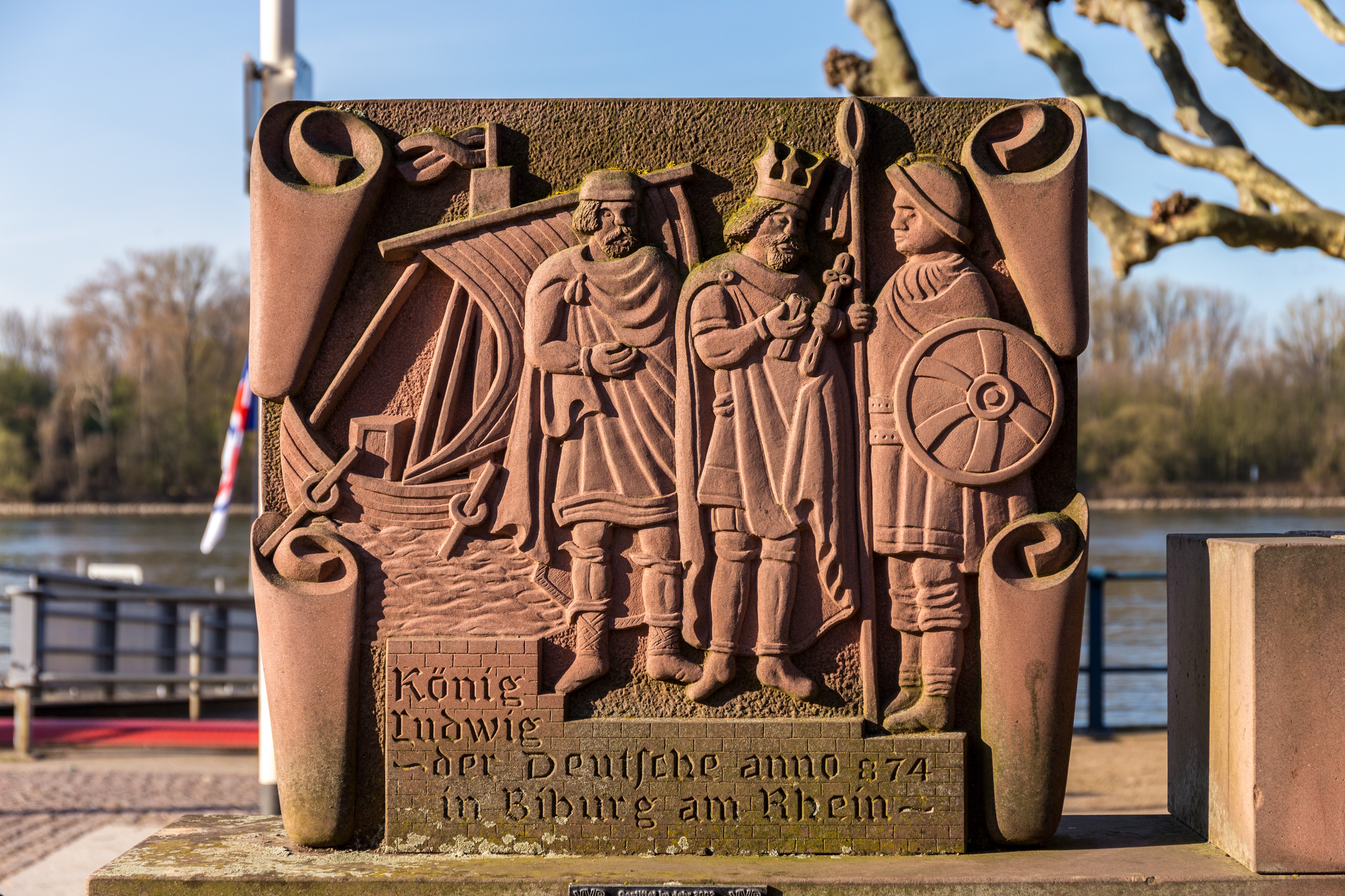 Denkmal, Rheinufer, Wiesbaden-Biebrich, 160409, ako