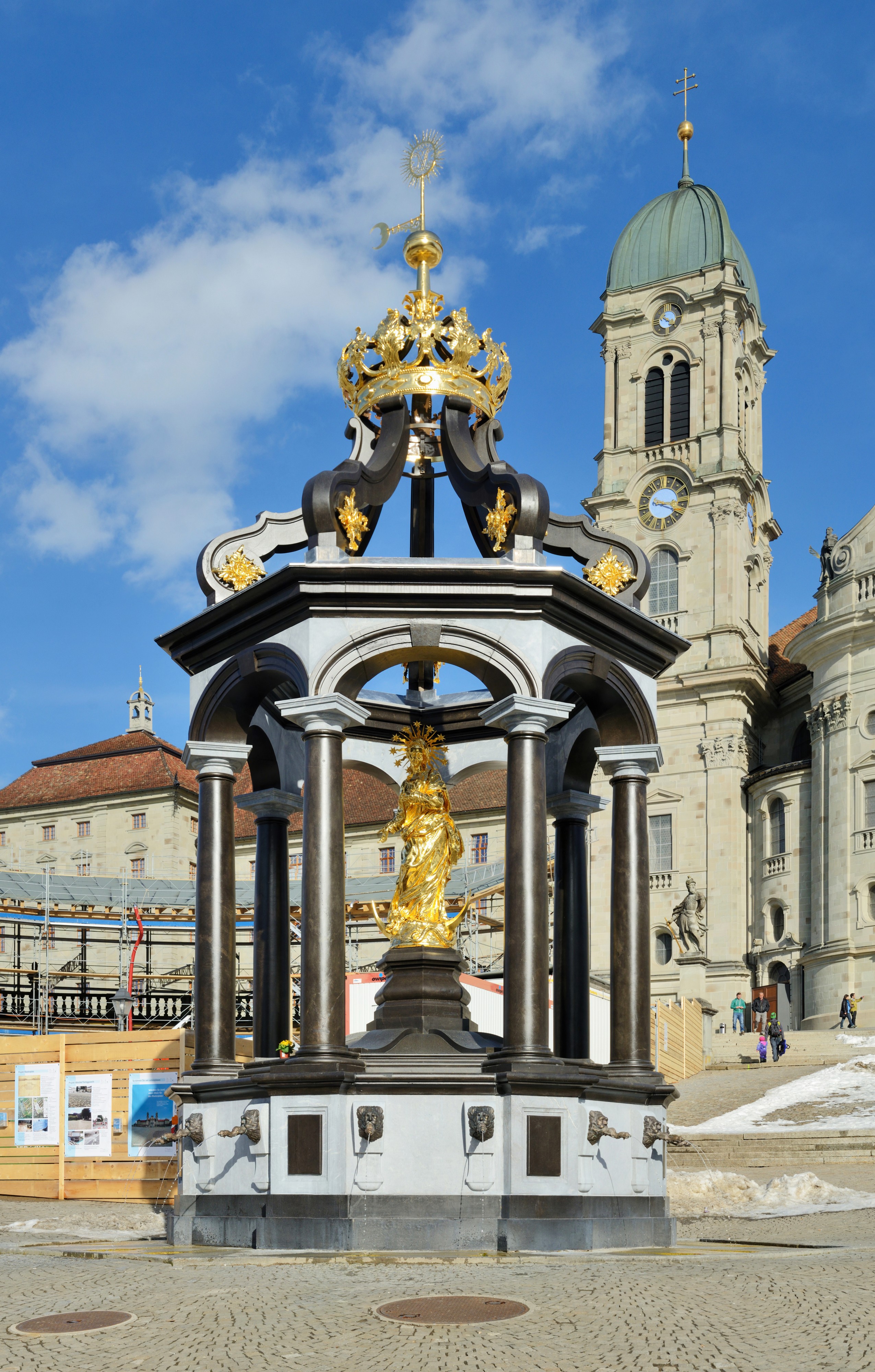 Einsiedeln - Marienbrunnen1