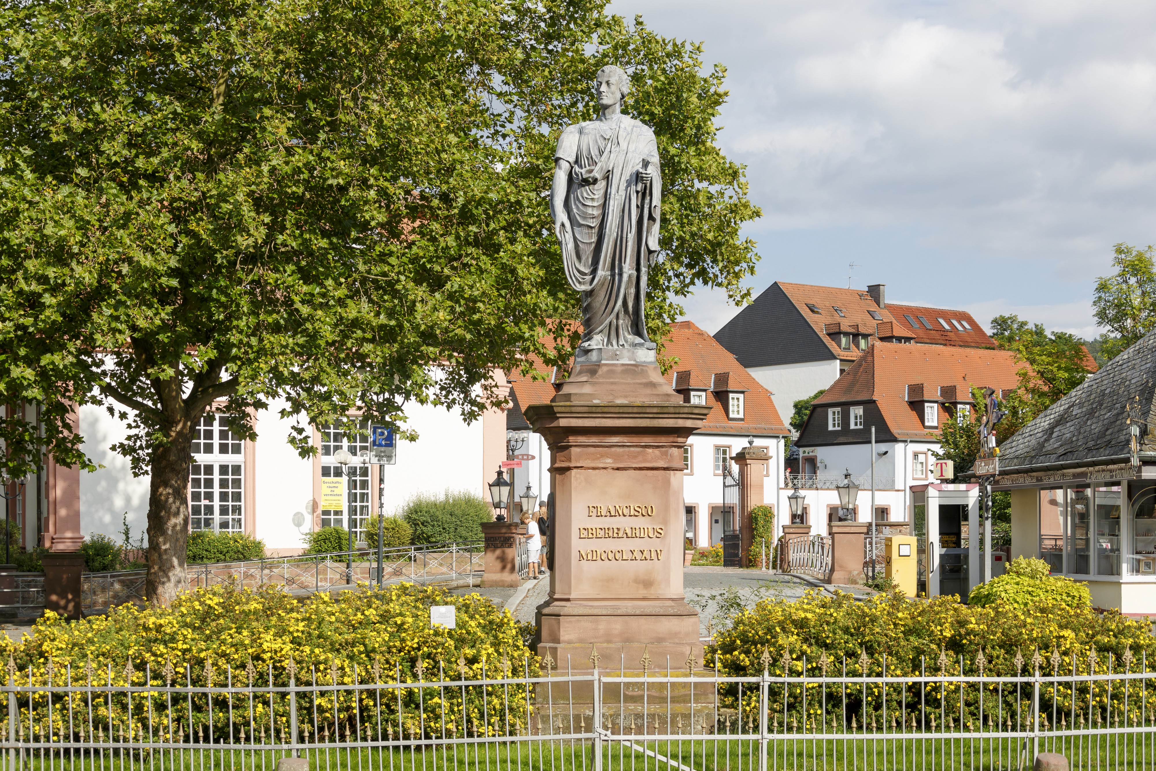 Erbach Germany Sculpture-of-Franz-Count of Erbach-02