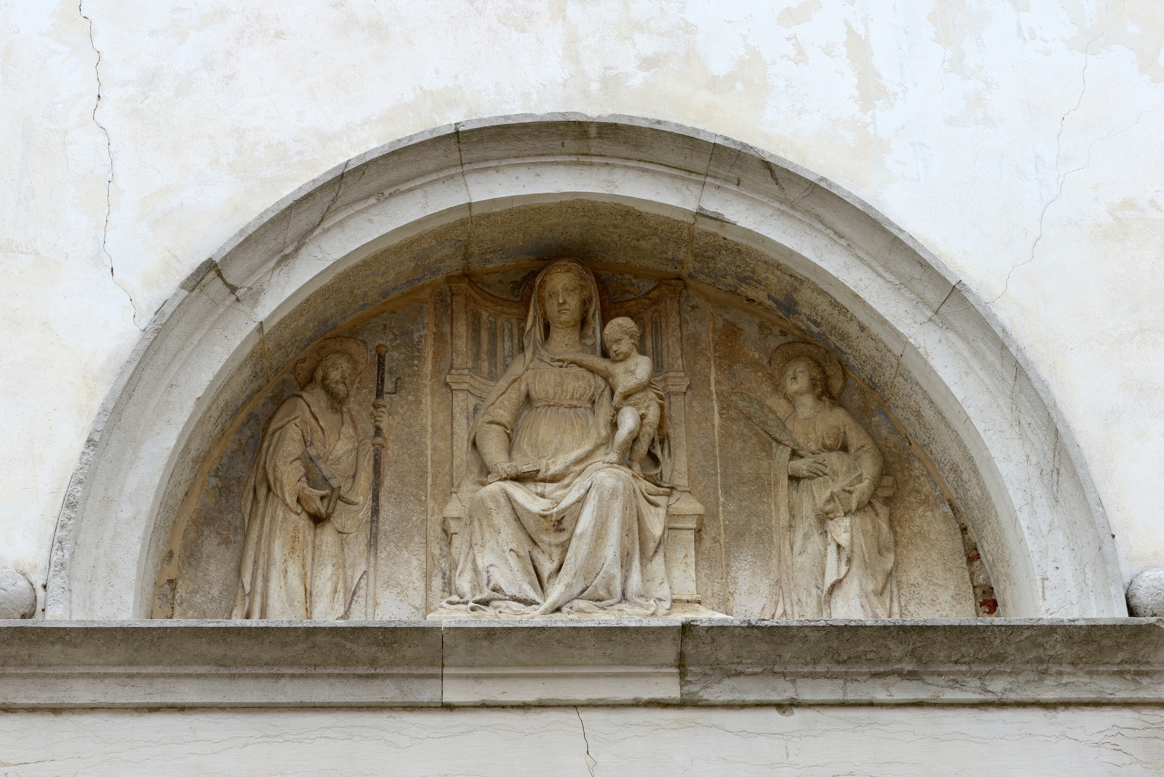Giudecca Chiesa Santa Eufemia lunetta con Madonna e Bambino Venezia