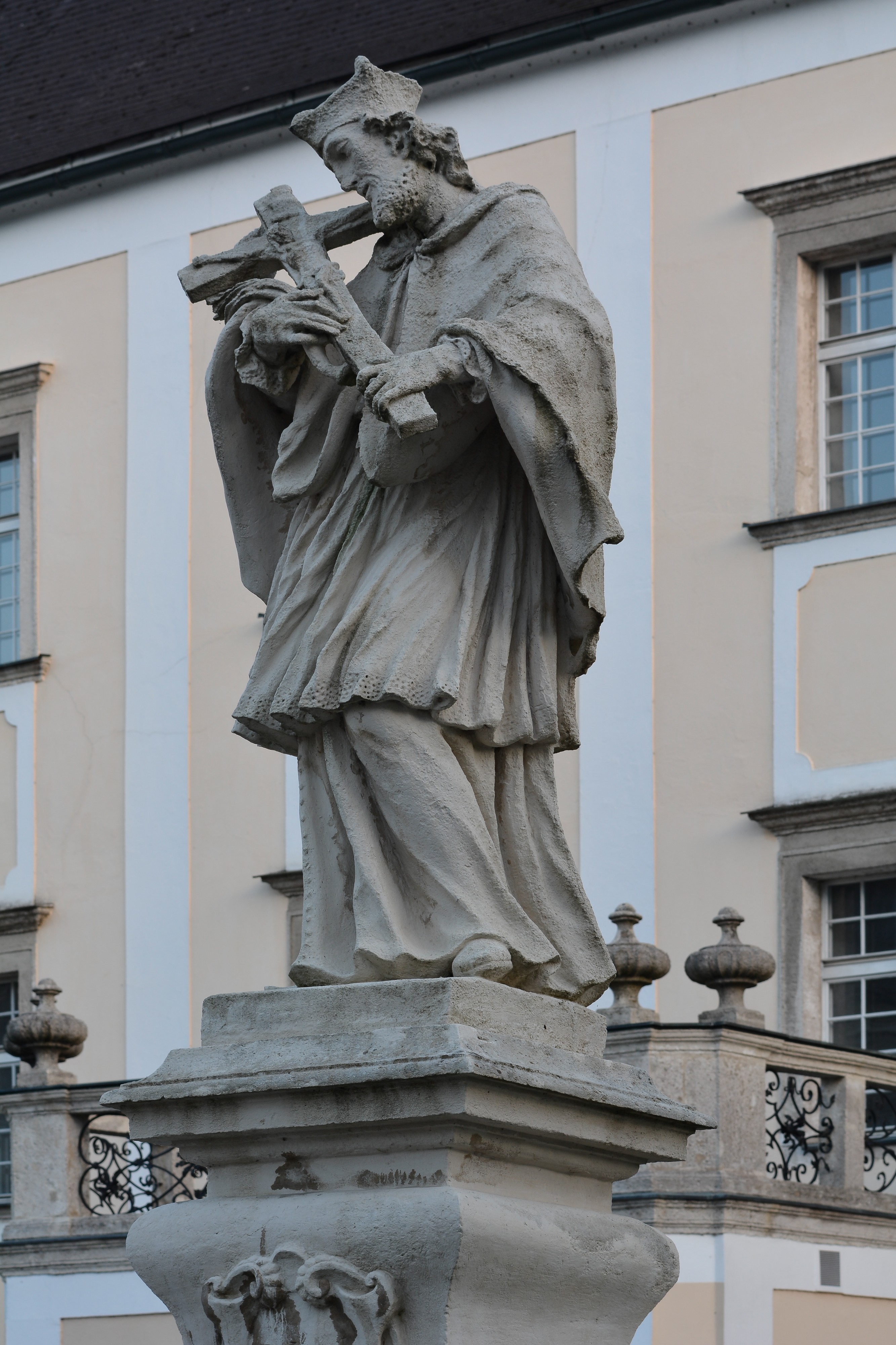 Kremsmünster Stift Brückenfigur Nepomuk