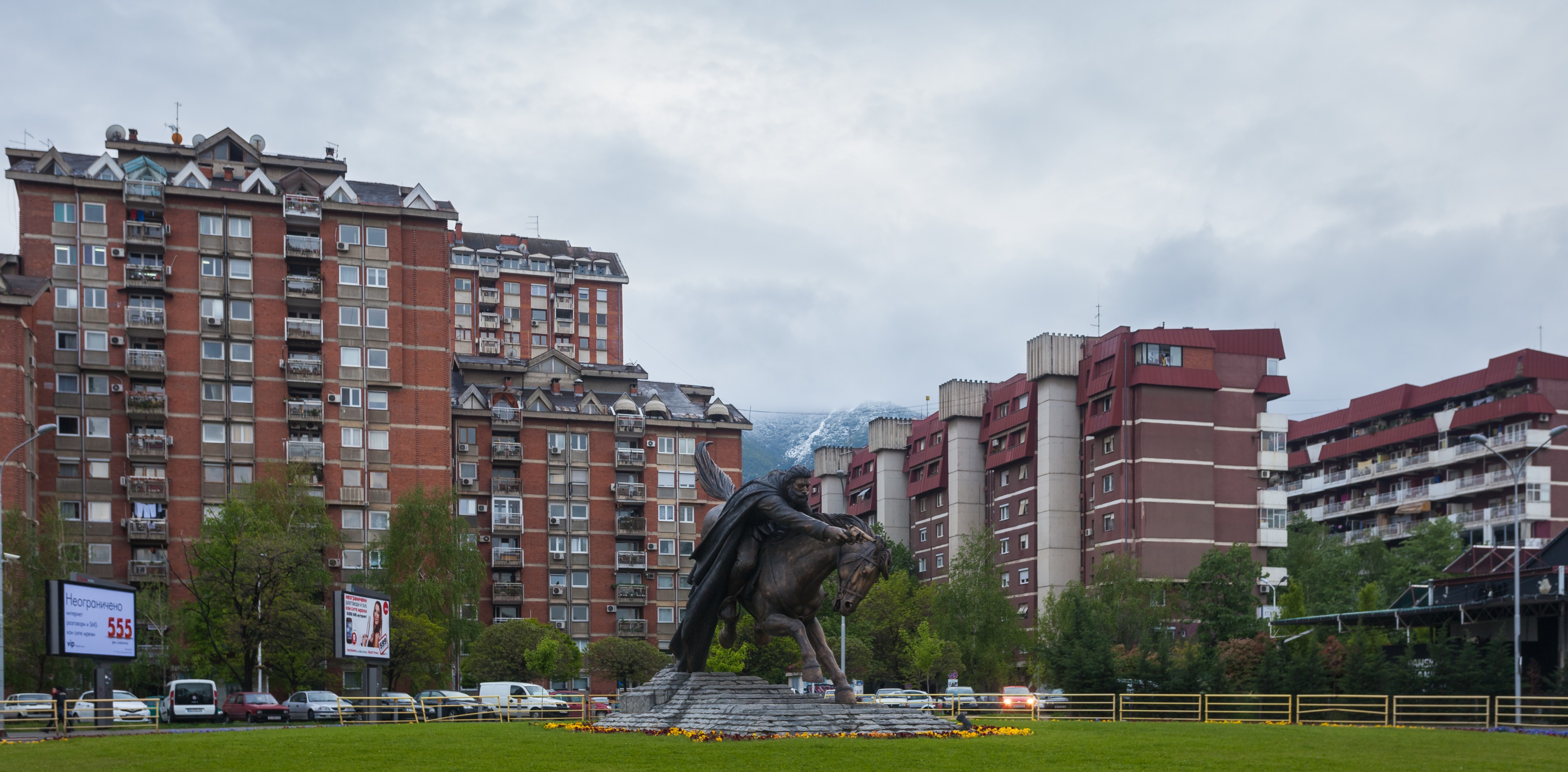 Monumento de Vasil Cakalarov, Skopie, Macedonia, 2014-04-16, DD 74