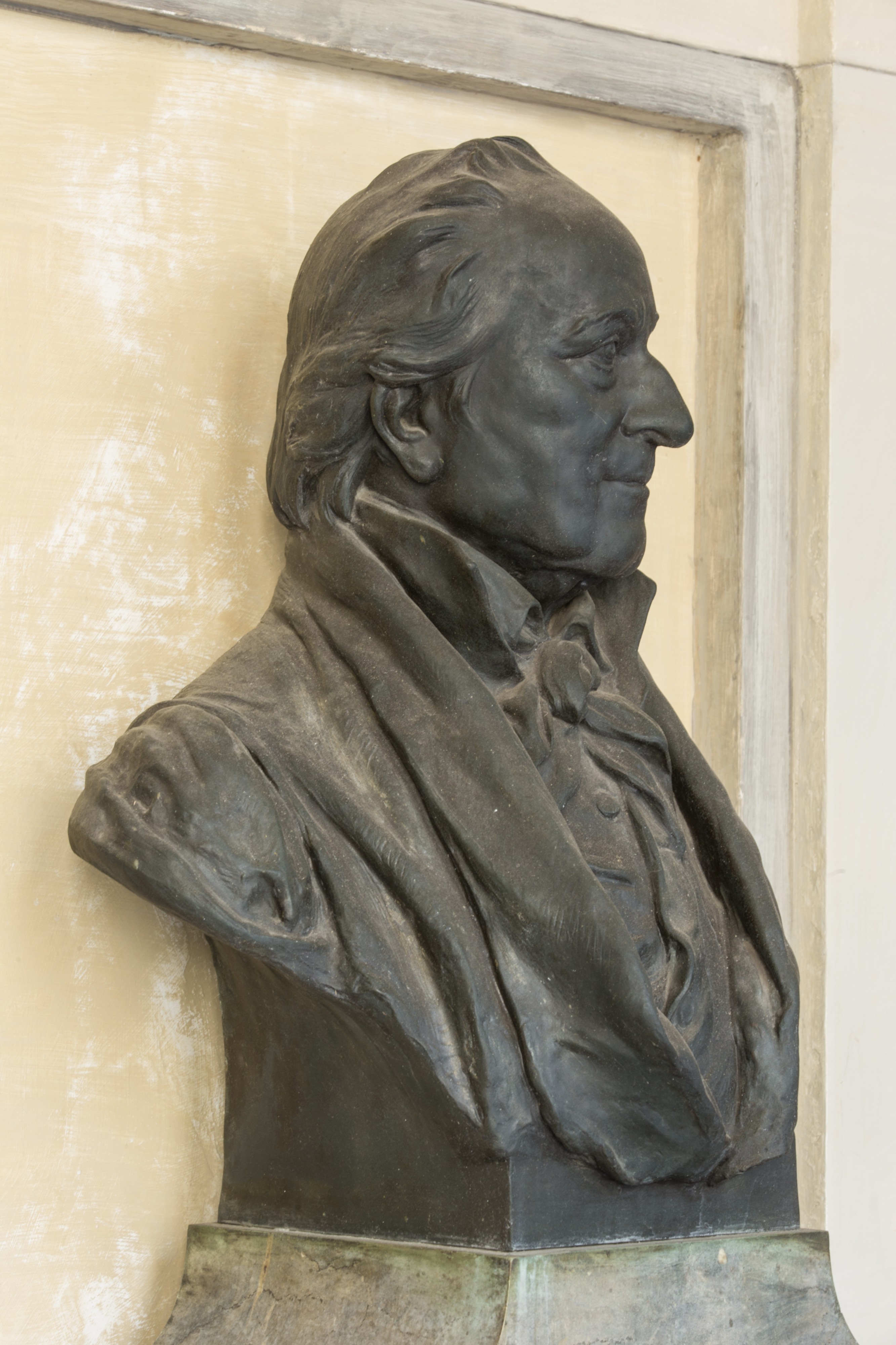 Nikolaus Joseph Freiherr von Jacquin (Nr. 35) Bust in the Arkadenhof, University of Vienna -2173