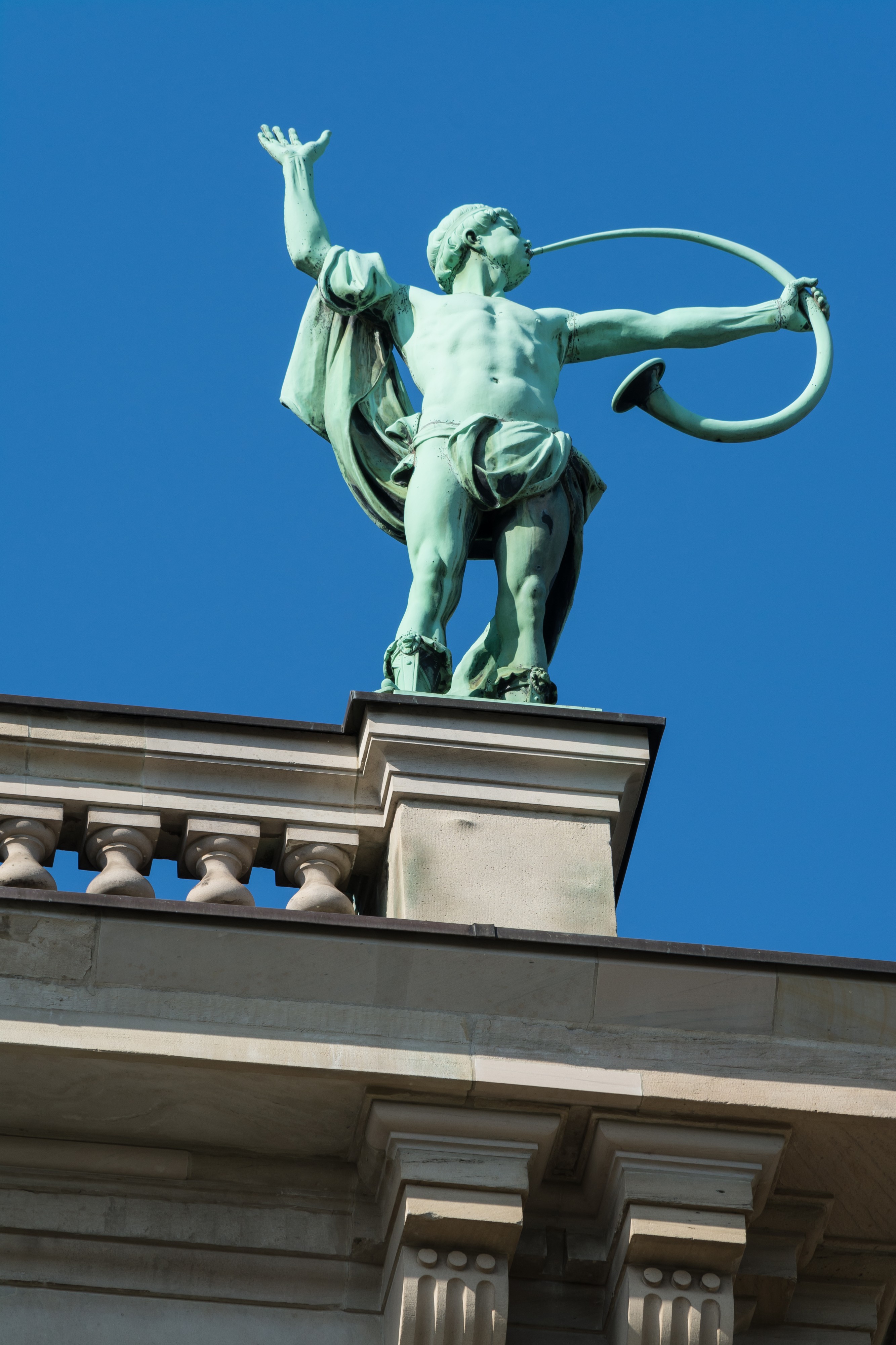 Sievekingplatz 1 (Hamburg-Neustadt).Ziviljustizgebäude.Bauschmuck.Plastiken.6.Drexler.Herold.1.12260.ajb