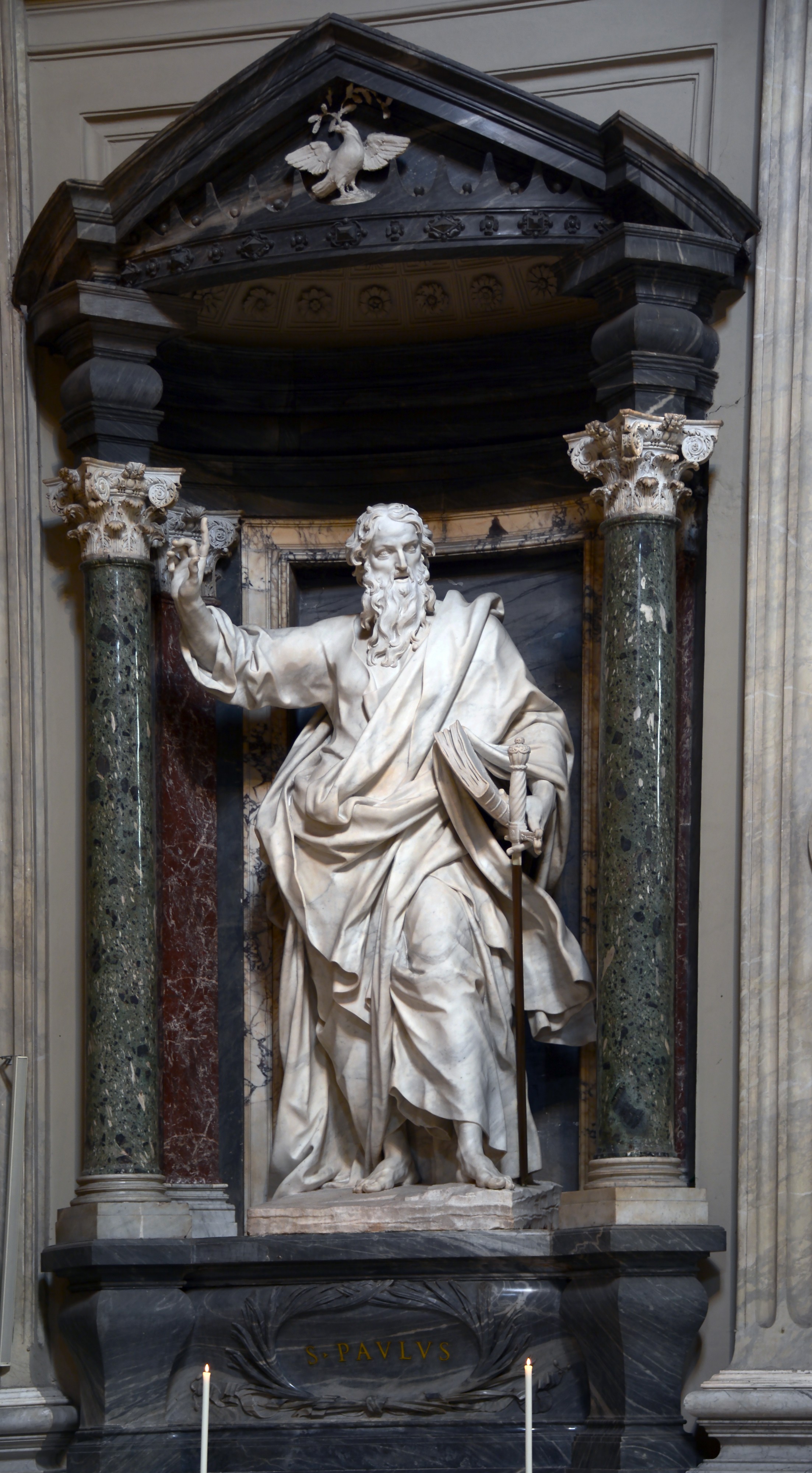 Statue of Paulus in San Giovanni in Laterano