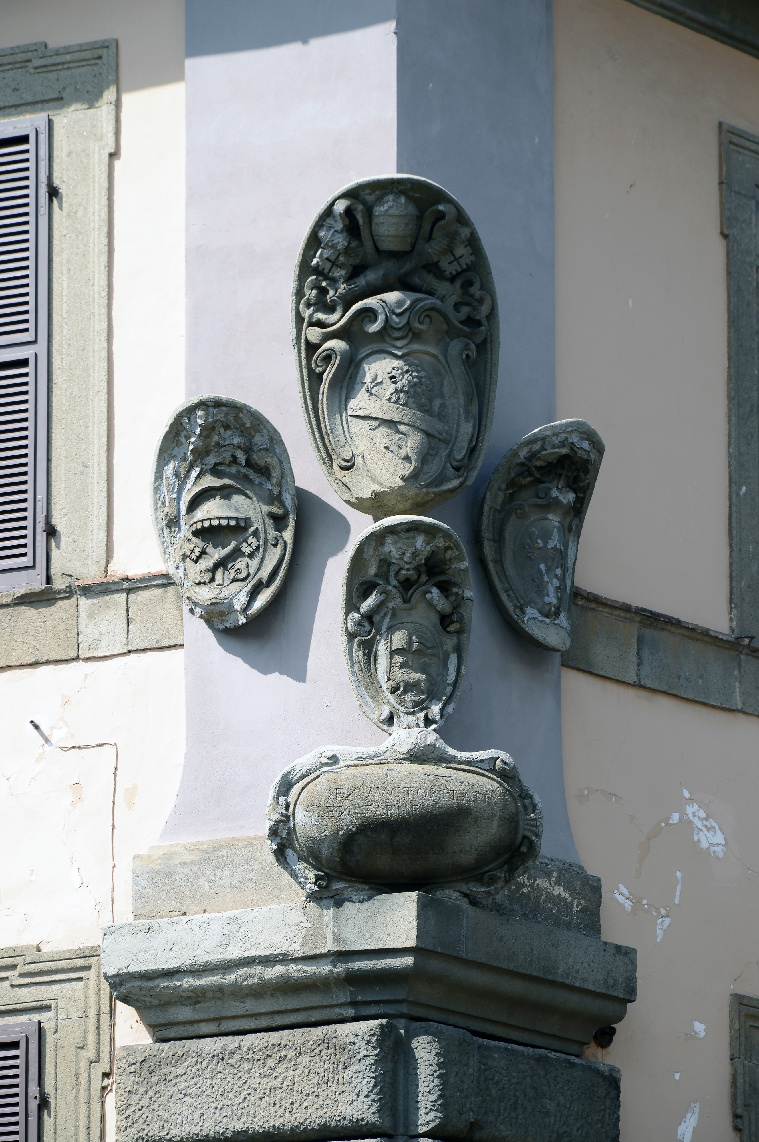 Vatican Plates in Viterbo