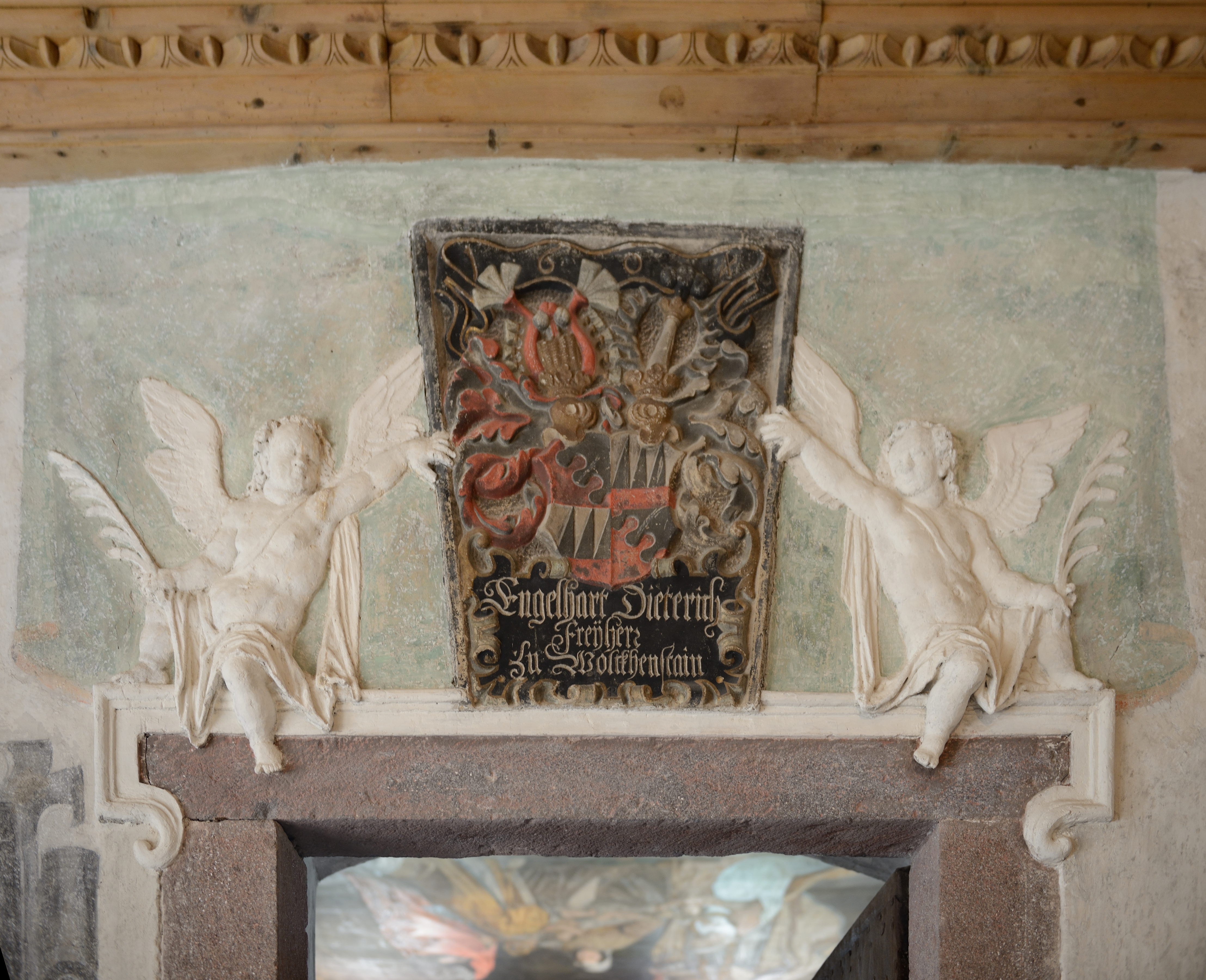 Trostburg Wappen Eingang Antoniuskapelle