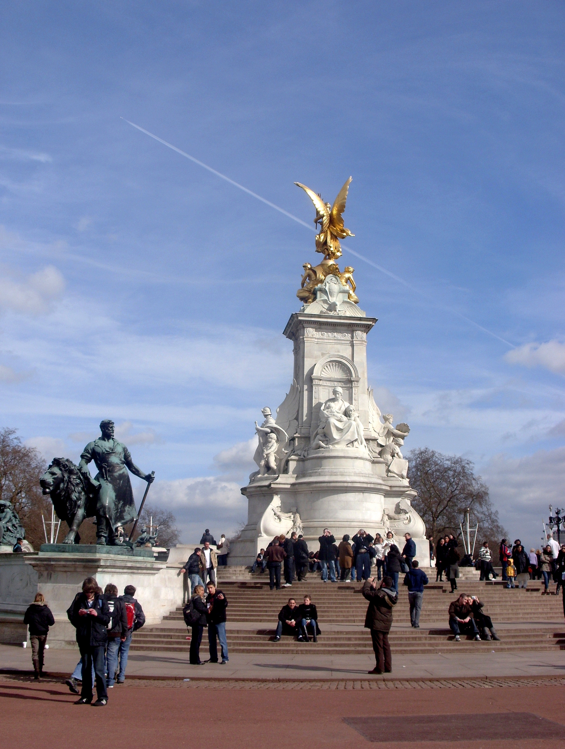 Victoria Memorial, London, 2009